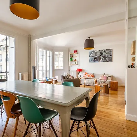 Veeve - Retro Chic In Petit Montrouge Lejlighed *