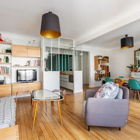 Veeve - Retro Chic In Petit Montrouge Lejlighed